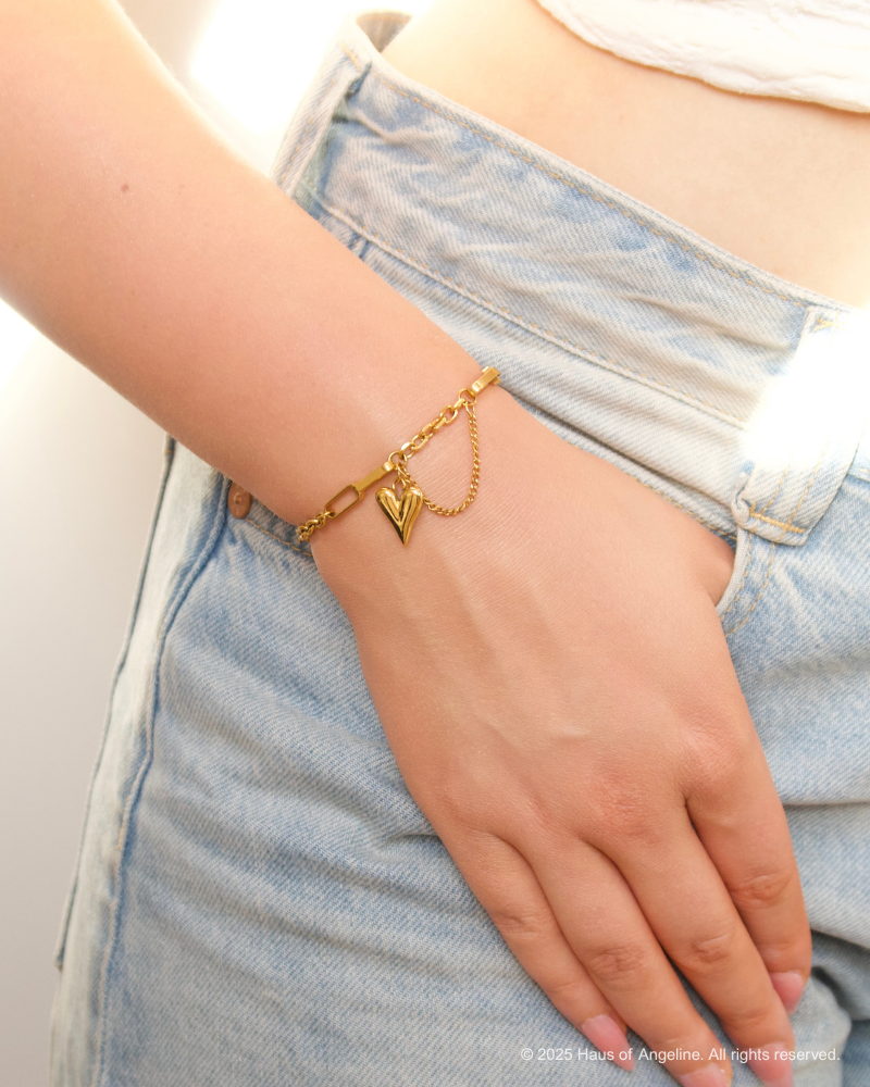 Gold Heart Charm Bracelet