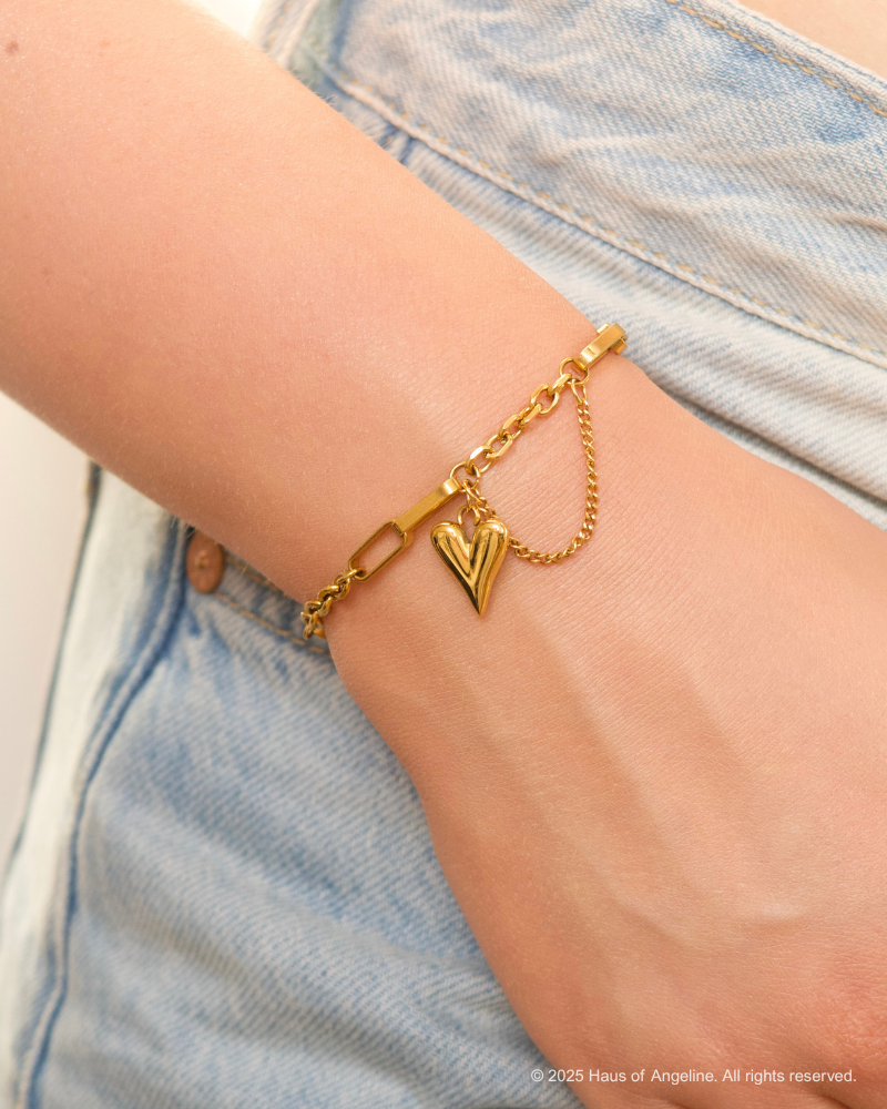 Gold Heart Charm Bracelet