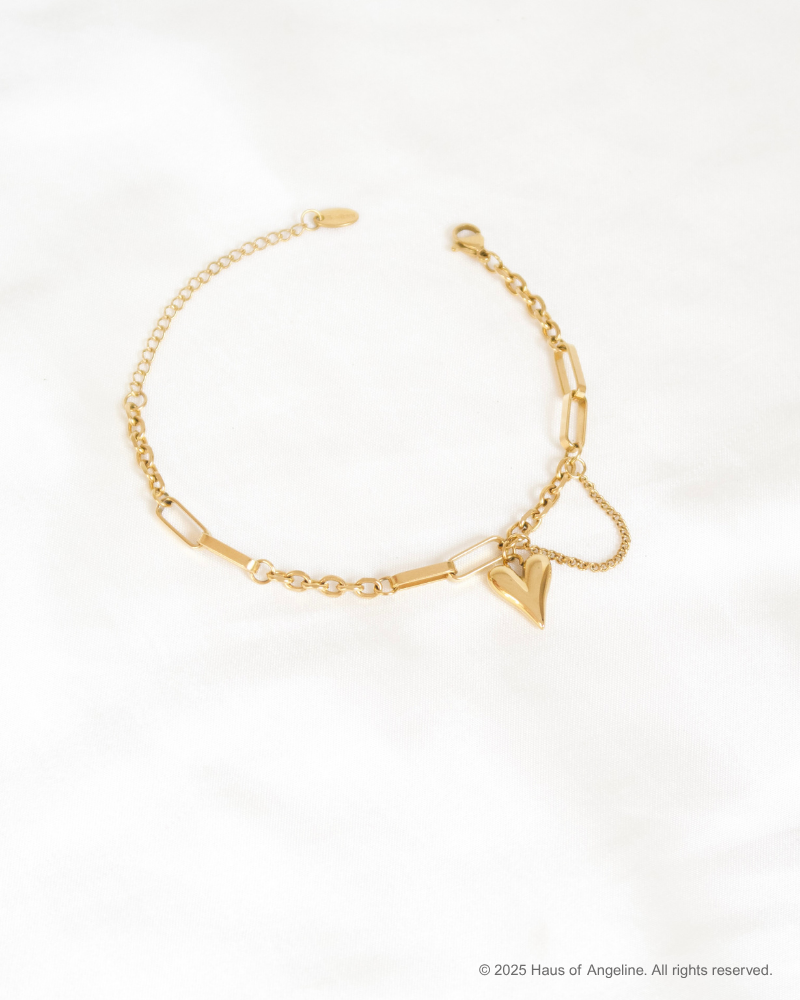 Gold Heart Charm Bracelet