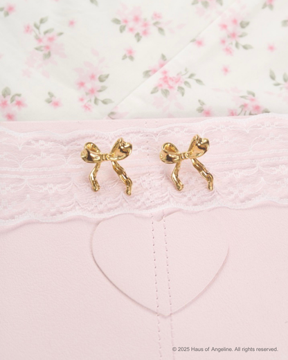 Babydoll Ribbon Earrings in Gold