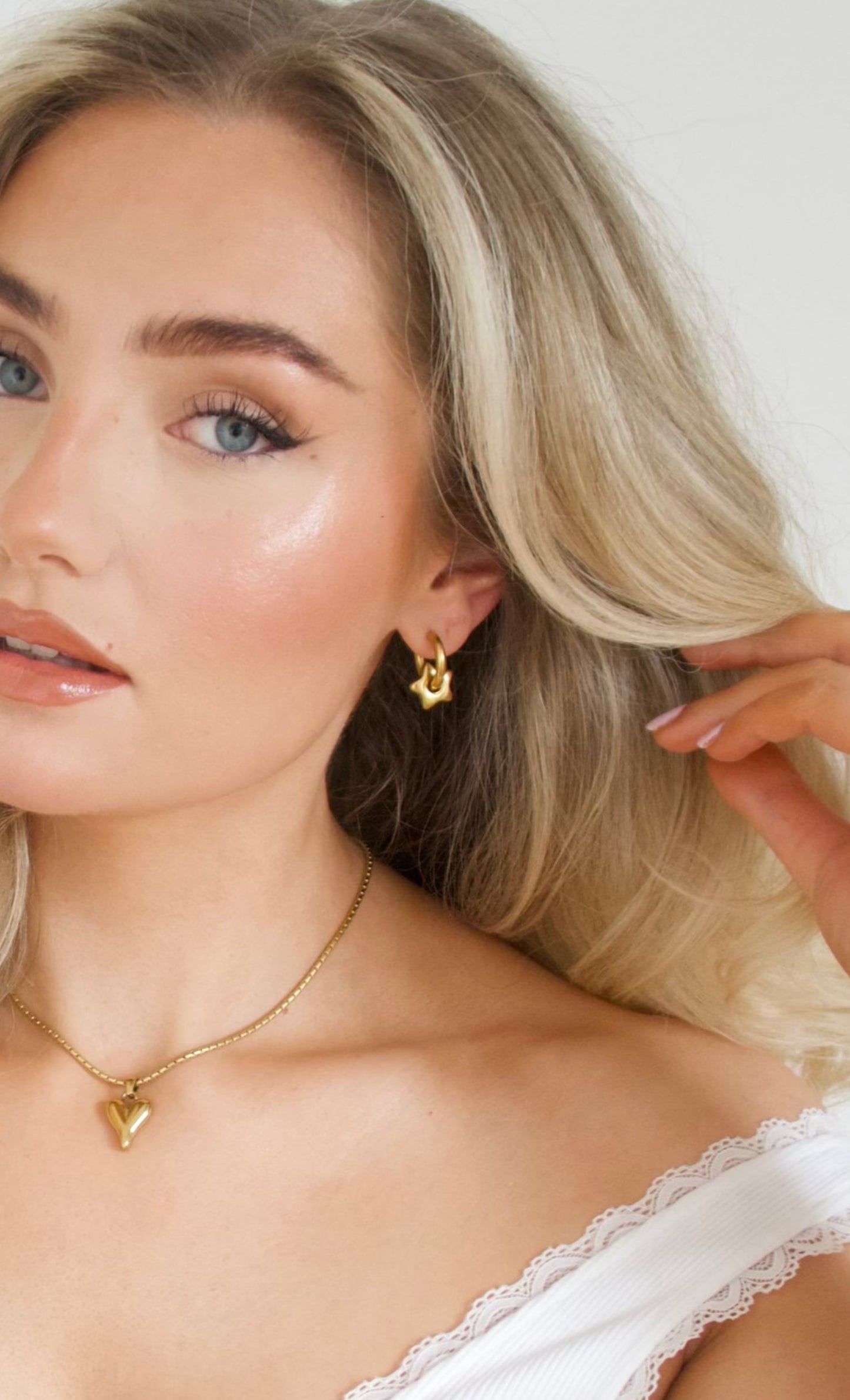 Stargirl Hoops in Gold